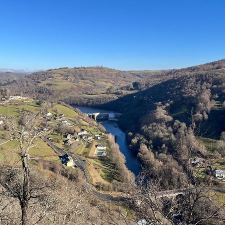 Gite-Auberge Du Pont De Lanau Neuveglise Экстерьер фото